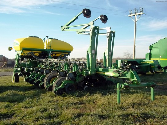 2008 John Deere 1770NT
