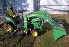2010 John Deere 2305