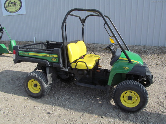 2011 John Deere XUV 825I GREEN