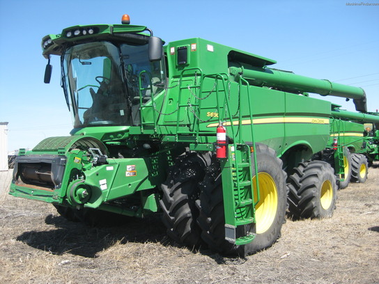 2012 John Deere S680