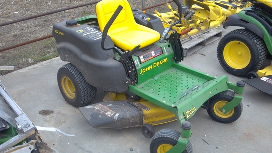 2008 John Deere Z225