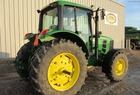 2010 John Deere 7230