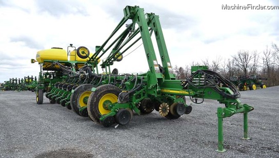 2011 John Deere 1770NT