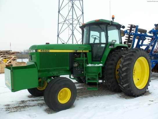 1992 John Deere 4560