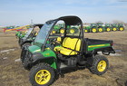 2013 John Deere 825i