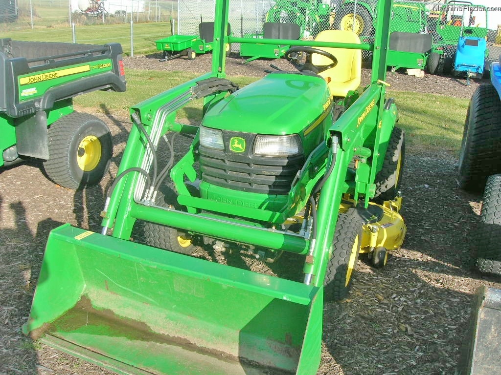 2002 John Deere X585 Lawn & Garden and Commercial Mowing John Deere