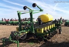 2004 John Deere 1770