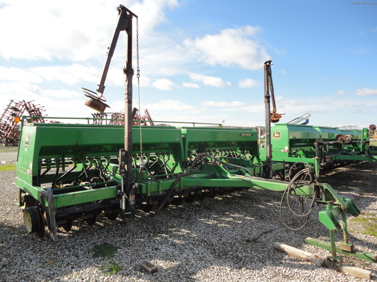 1994 John Deere 750