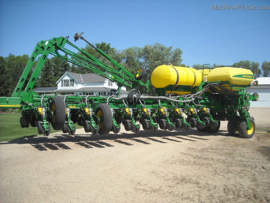 2007 John Deere 1770NT