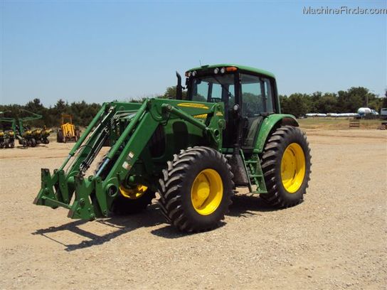 2004 John Deere 7320