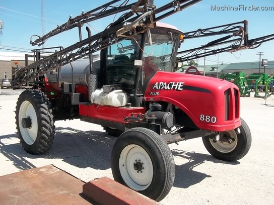 2003 Apache 880