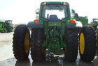 2012 John Deere 7230