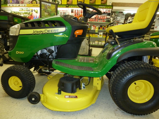 2012 John Deere D130
