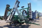 2010 John Deere 637