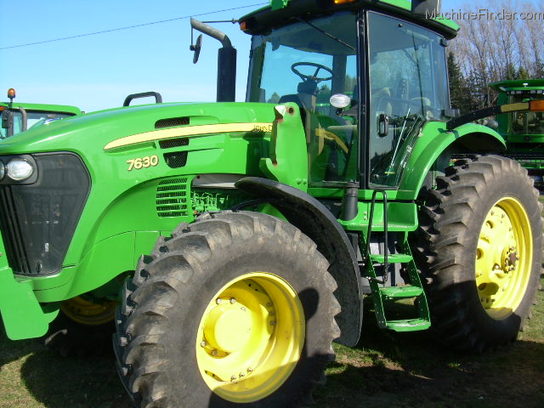 2009 John Deere 7630