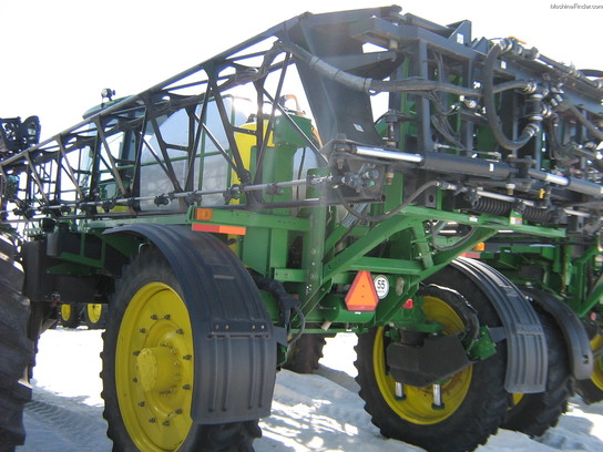 2009 John Deere 4930