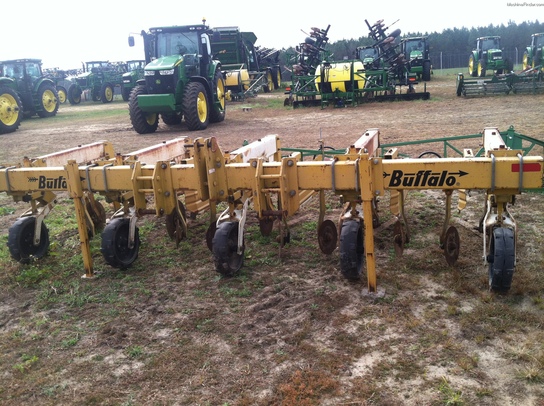  Buffalo 6300 CULTIVATOR