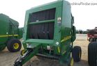 2002 John Deere 567