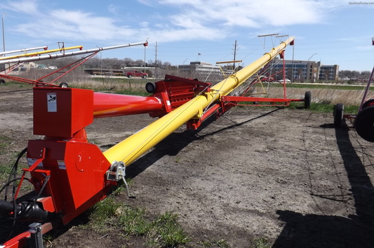 2012 Westfield 13X81 AUGER W/GEAR DR LOW PROFILE HOPPER