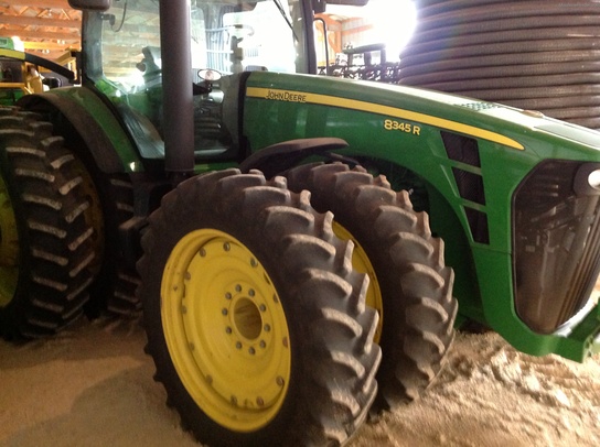2010 John Deere 8345R