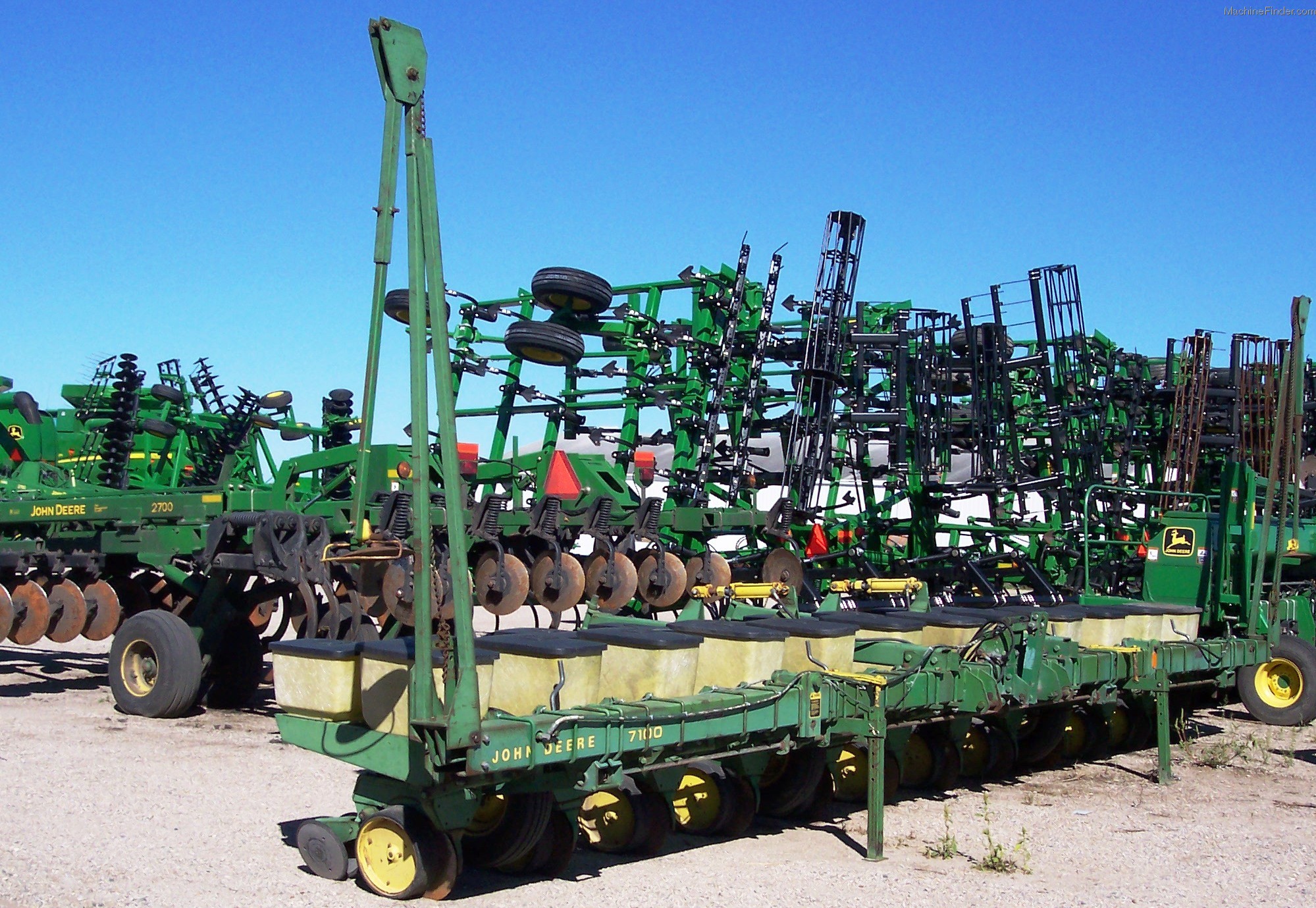 John Deere 7100 Planting & Seeding Planters John Deere MachineFinder