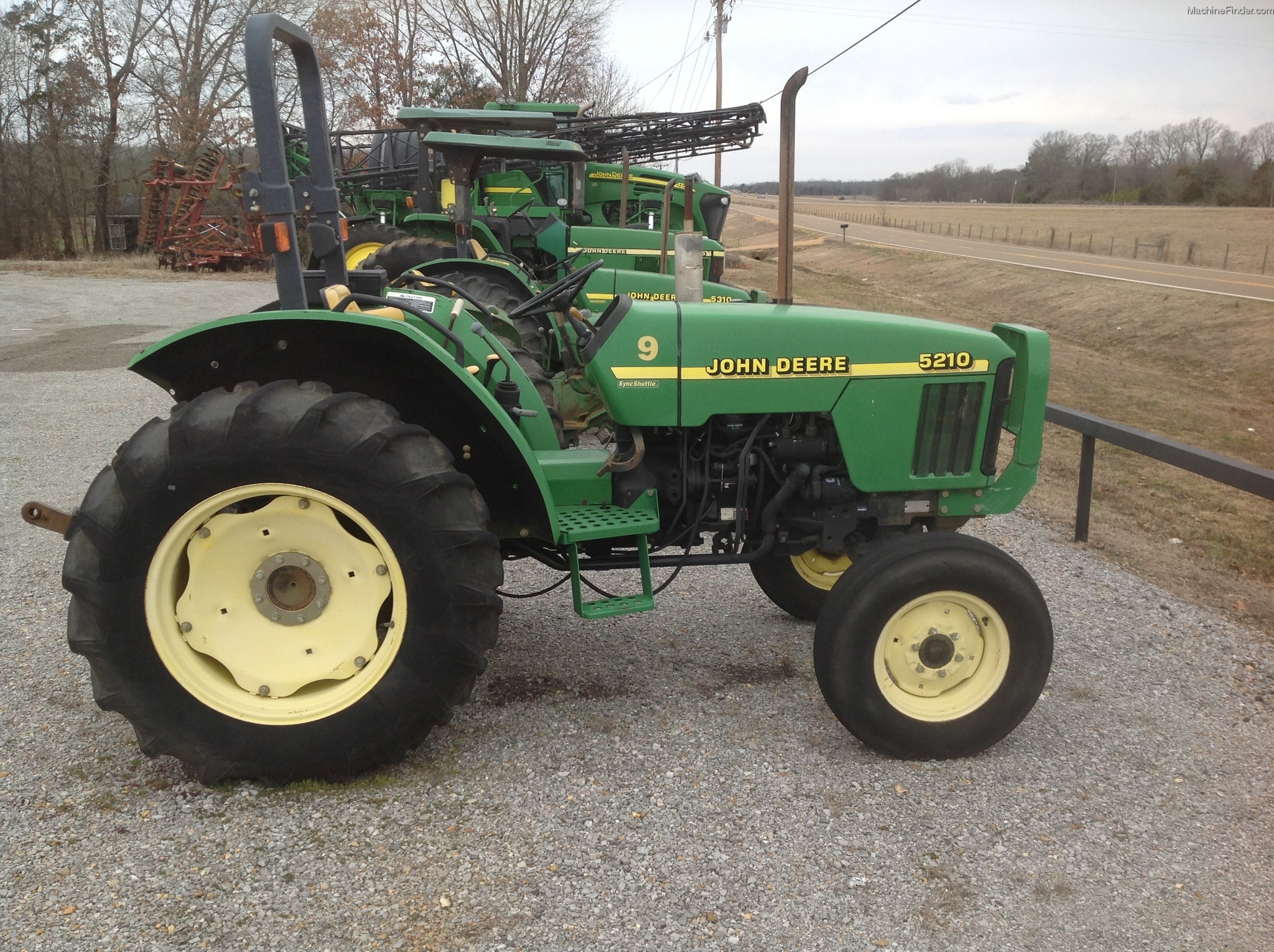 2000 John Deere 5210 Tractors Utility (40100hp) John Deere