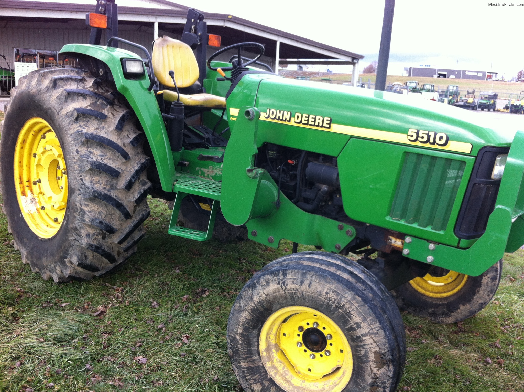 2000 John Deere 5510 Tractors Utility (40100hp) John Deere