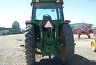  John Deere 7400