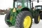 2010 John Deere 7530
