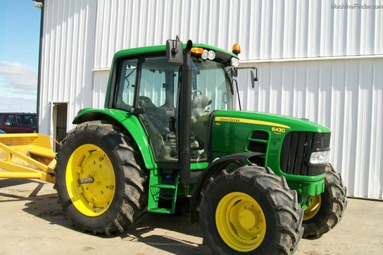 2011 John Deere 6430