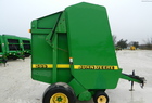 1997 John Deere 566