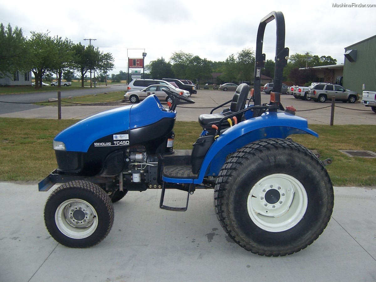 2002 New Holland TC45D Tractors Compact (140hp.) John Deere