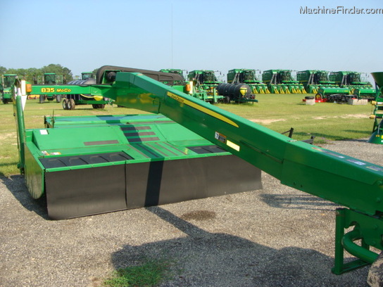 2008 John Deere 835