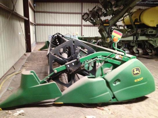 2005 John Deere 630F