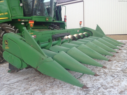 2009 John Deere 608C StalkMaster