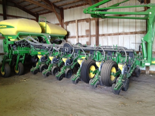 2005 John Deere 1770NT