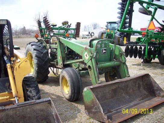 1977 John Deere 2440