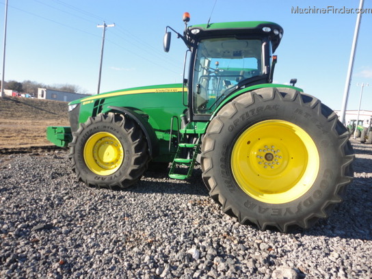 2011 John Deere 8335R