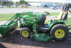 2009 John Deere 2320