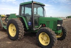 2001 John Deere 6410
