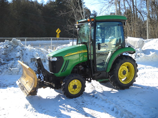 2006 John Deere 3720