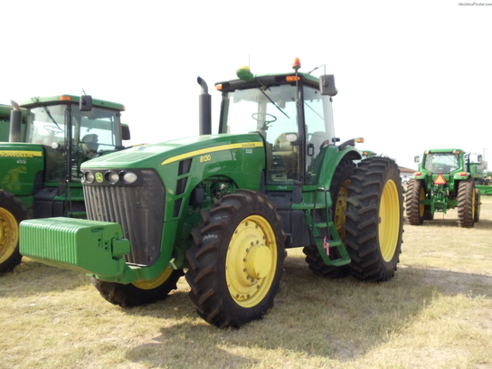 2007 John Deere 8130