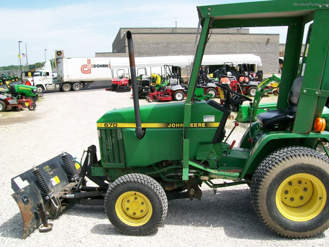1990 John Deere 670 Tractors Compact (140hp.) John Deere MachineFinder