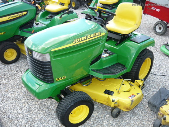 1999 John Deere 345