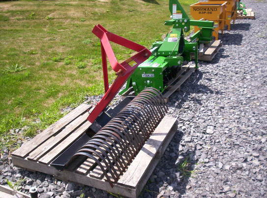2006 Walco 5' Râteau / Landscape rake