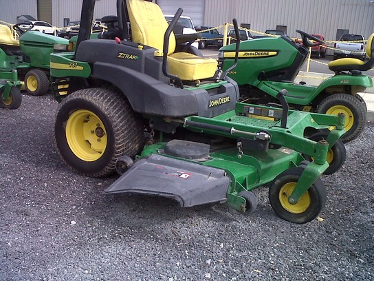 2006 John Deere 737