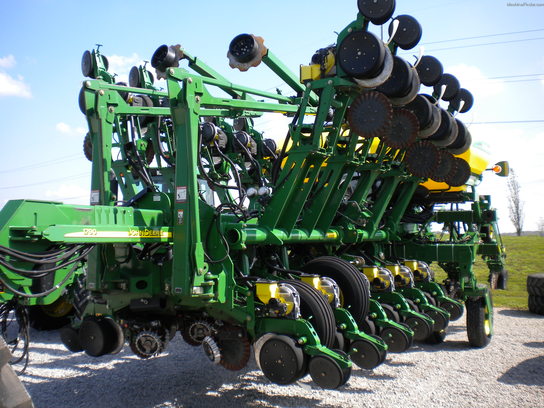2010 John Deere 1790