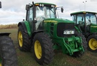 2010 John Deere 7330
