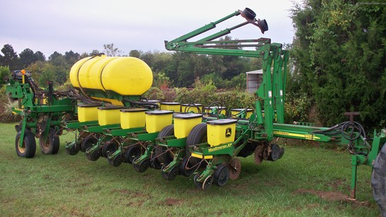 2006 John Deere 1770