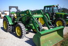 2002 John Deere 6220L